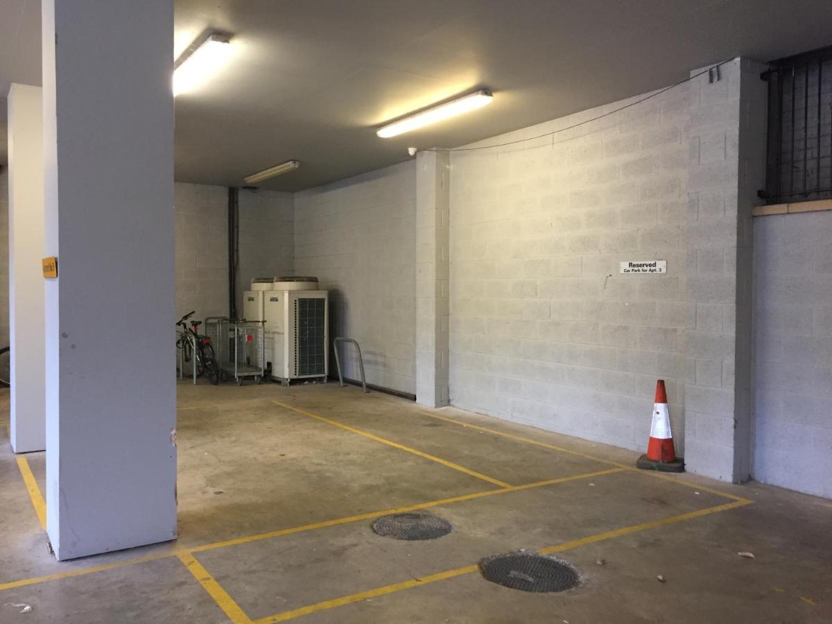 Churchill Two Bedroom Apartments With Free Parking And The Minster View York Esterno foto