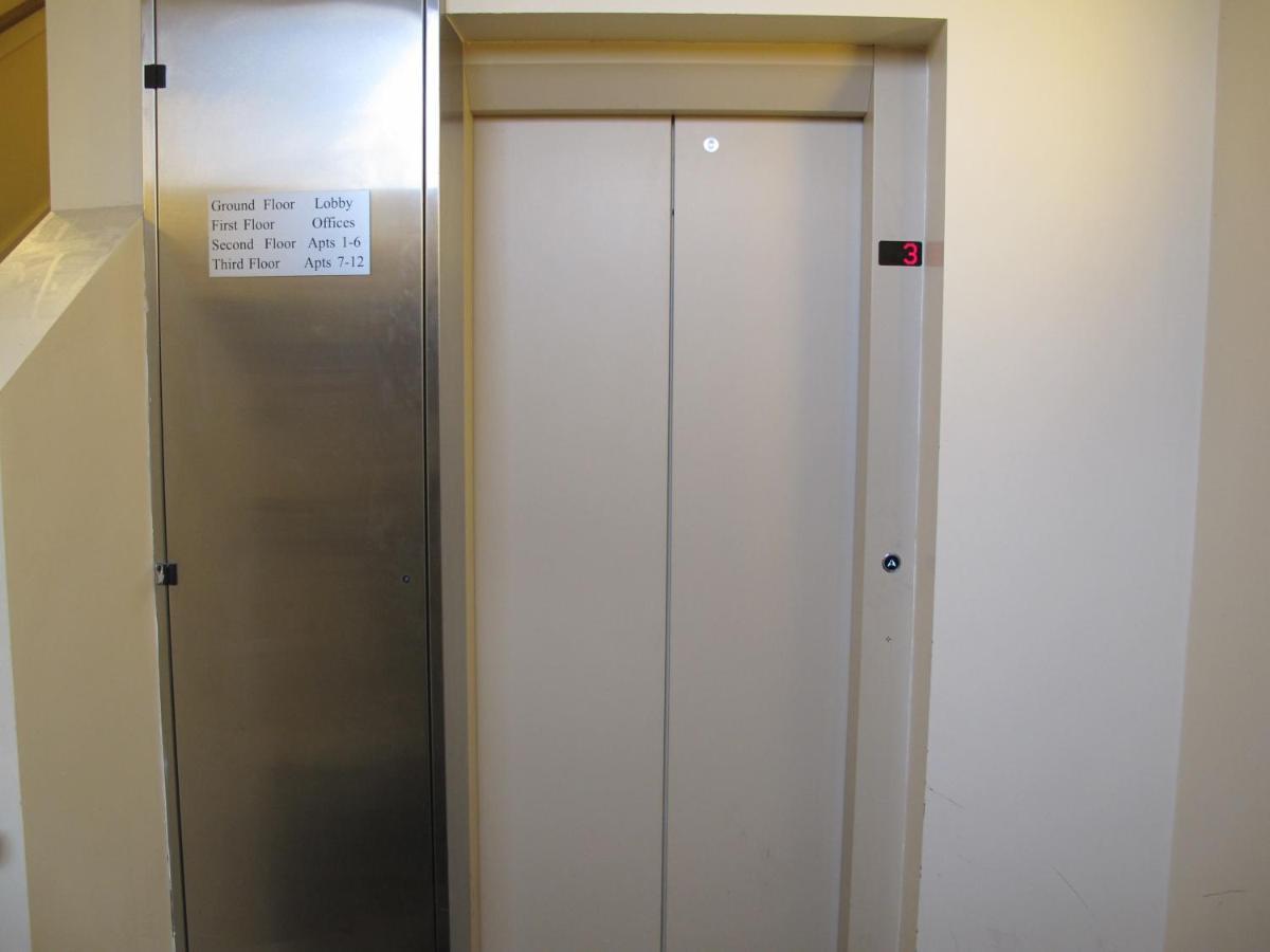 Churchill Two Bedroom Apartments With Free Parking And The Minster View York Esterno foto